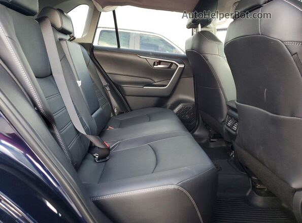 2T3C1RFV0RW302978 2024 TOYOTA RAV4 Blue უკანა სალონის ხედი