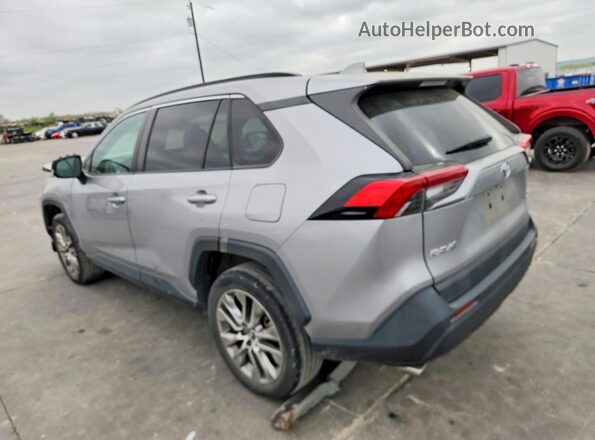 2T3C1RFV1KC027886 2019 TOYOTA RAV4 Серебряный Задняя левая четверть