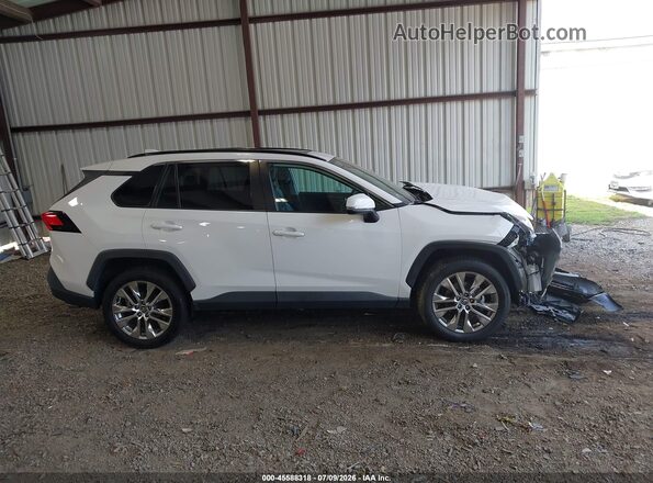 2T3C1RFV2LC060154 2020 TOYOTA RAV4 White უკანა სალონის ხედი