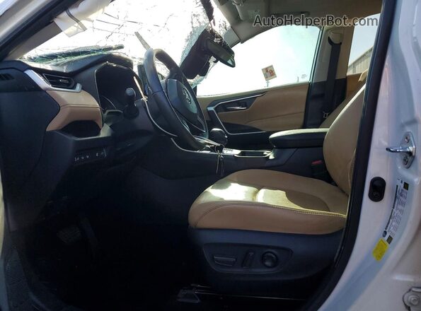2T3C1RFV2MW149092 2021 TOYOTA RAV4 White Front interior view