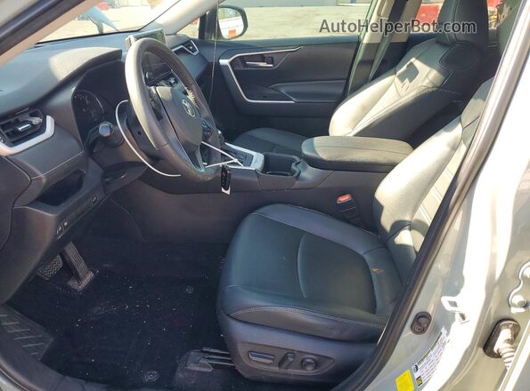 2T3C1RFV2PW272315 2023 TOYOTA RAV4 Серый Вид салона спереди