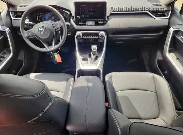 2T3C1RFV2SW435019 2025 TOYOTA RAV4 Red Widok deski rozdzielczej