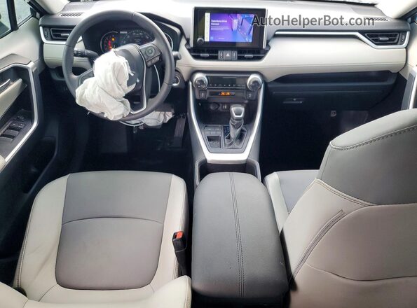 2T3C1RFV3RC289659 2024 TOYOTA RAV4 Silver წინა პანელის ხედი