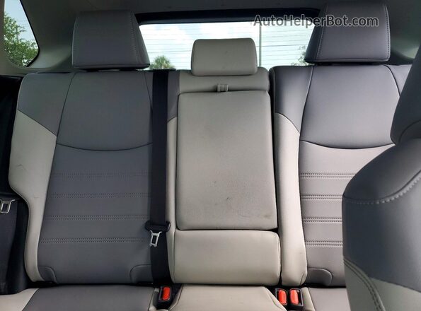 2T3C1RFV3RC289659 2024 TOYOTA RAV4 Silver უკანა სავარძლების ხედი