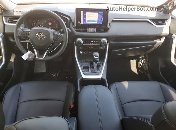 2T3C1RFV3RC294277 2024 TOYOTA RAV4 Черный Вид панели приборов