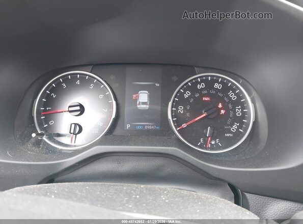 2T3C1RFV4NW205311 2022 TOYOTA RAV4 White Widok tylnych siedzeń