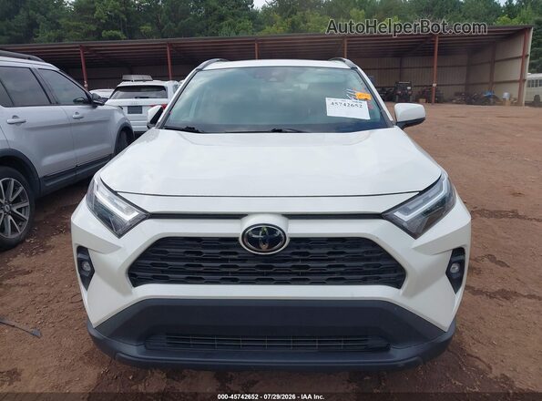 2T3C1RFV4NW205311 2022 TOYOTA RAV4 White Widok zestawu wskaźników