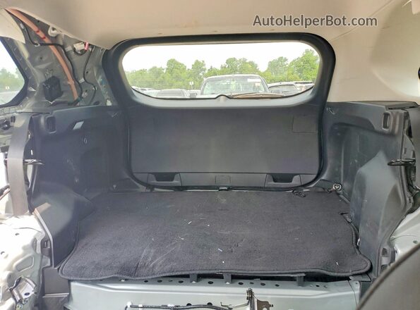 2T3C1RFV4SW422689 2025 TOYOTA RAV4 Silver უკანა სავარძლების ხედი