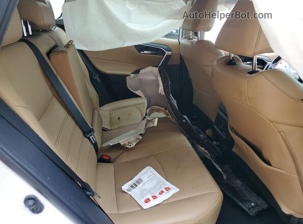 2T3C1RFV5LC070757 2020 TOYOTA RAV4 White Вид задньої частини салону