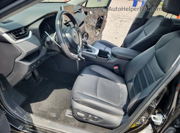 2T3C1RFV6RC293284 2024 TOYOTA RAV4 Black Вид салону спереду
