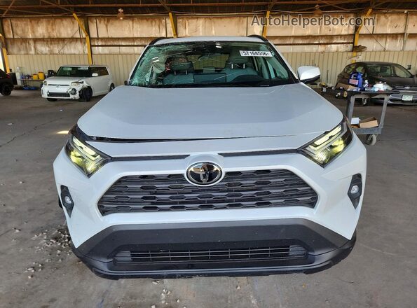 2T3C1RFV6SW431457 2025 TOYOTA RAV4 Белый Вид спереди
