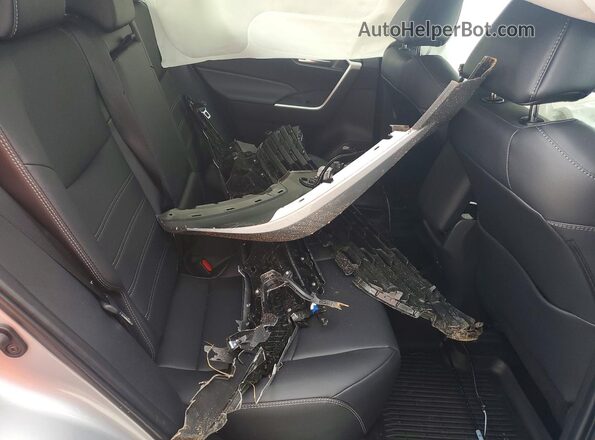 2T3C1RFV6SW433015 2025 TOYOTA RAV4 Серебряный Вид задних сидений