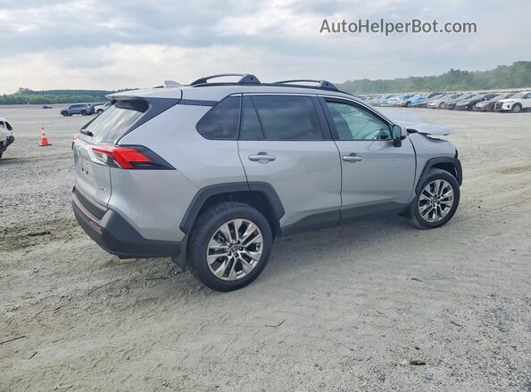 2T3C1RFV6SW433015 2025 TOYOTA RAV4 Серебряный Задняя правая четверть