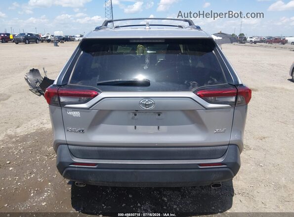 2T3C1RFV7KW035540 2019 TOYOTA RAV4 Серебряный 