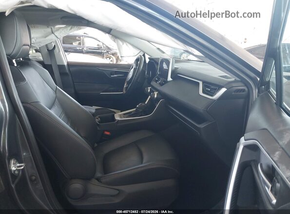 2T3C1RFV7RW305697 2024 TOYOTA RAV4 Gray Front interior view