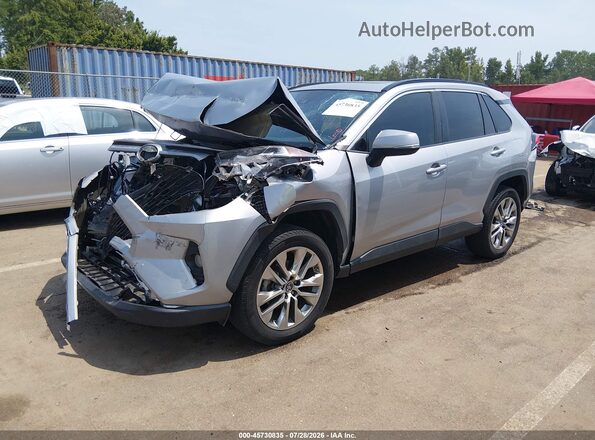 2T3C1RFV8KC016769 2019 TOYOTA RAV4 Silver Передня ліва чверть