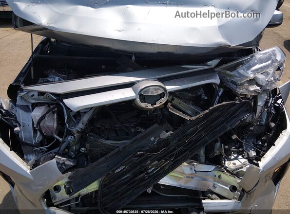 2T3C1RFV8KC016769 2019 TOYOTA RAV4 Silver Вид ззаду