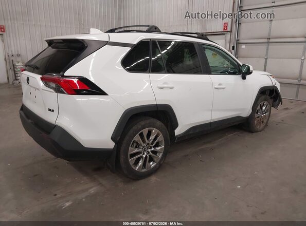 2T3C1RFV8KC026766 2019 TOYOTA RAV4 White Rear right