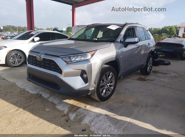 2T3C1RFV8MW108577 2021 TOYOTA RAV4 Gray წინა მარცხენა ხედი სამი მეოთხედიდან
