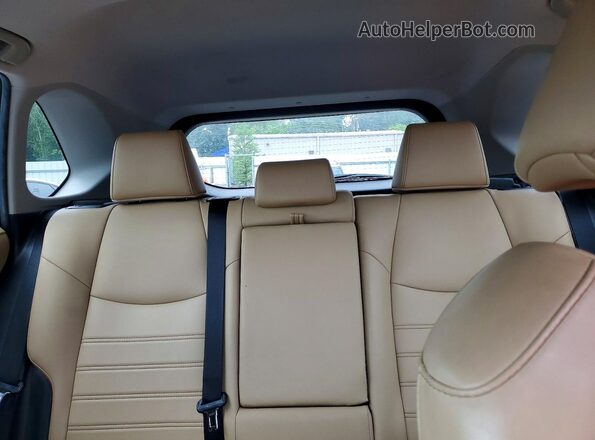 2T3C1RFV9KC031765 2019 TOYOTA RAV4 Белый Вид задних сидений