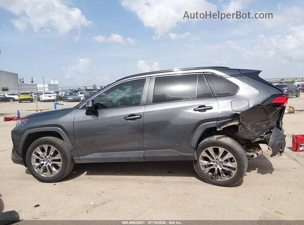 2T3C1RFV9MC102093 2021 TOYOTA RAV4 Gray Rear interior view