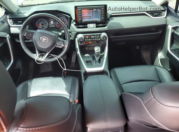 2T3C1RFV9MW118146 2021 TOYOTA RAV4 Blue Dashboard view