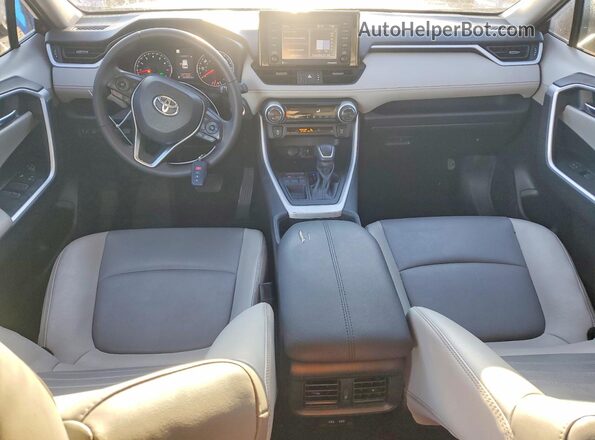 2T3C1RFV9NW190417 2022 TOYOTA RAV4 Красный Вид панели приборов