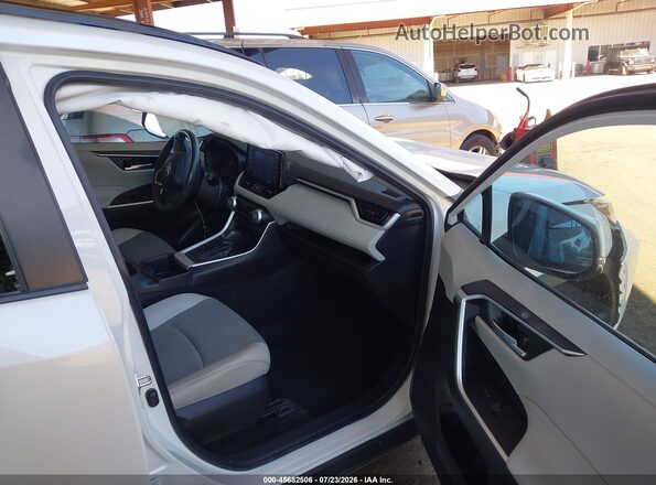 2T3C1RFV9NW191504 2022 TOYOTA RAV4 White წინა სალონის ხედი