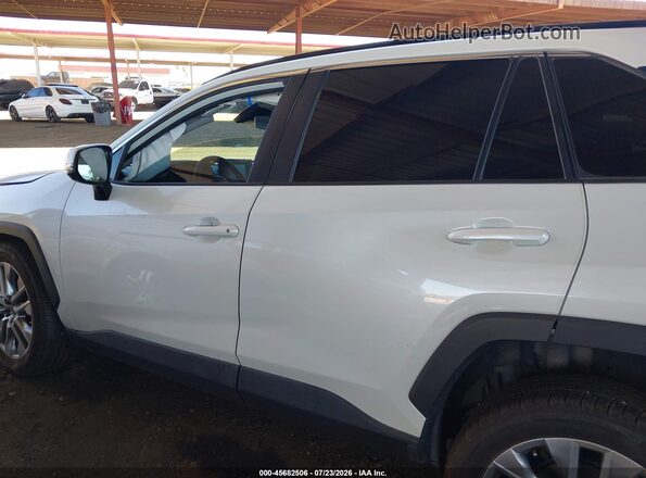 2T3C1RFV9NW191504 2022 TOYOTA RAV4 White სალონის 360-გრადუსიანი ხედი