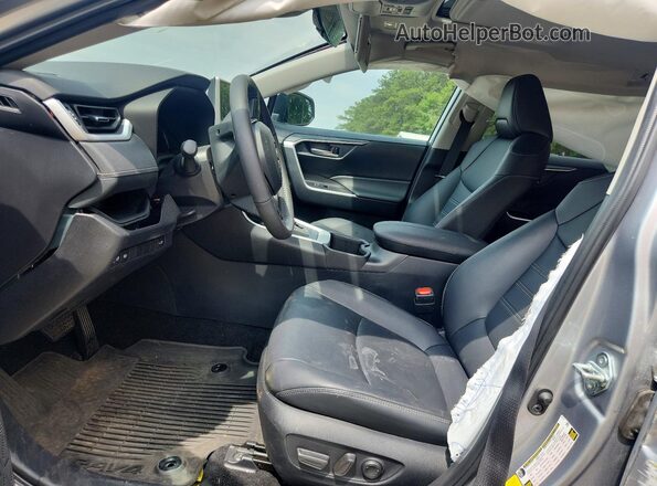 2T3C1RFV9SC335288 2025 TOYOTA RAV4 Silver წინა სალონის ხედი