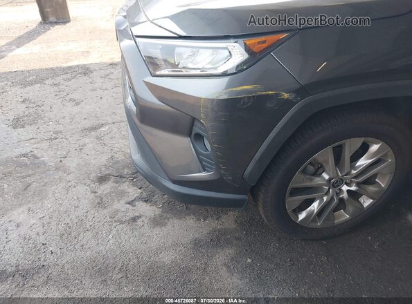 2T3C1RFVXMC133224 2021 TOYOTA RAV4 Gray Front view