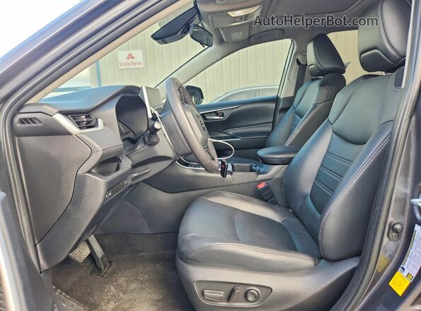 2T3C1RFVXPW271901 2023 TOYOTA RAV4 Серый Вид салона спереди