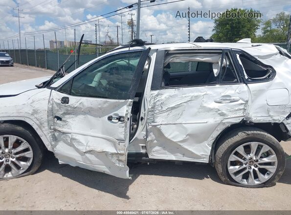 2T3C1RFVXSW371005 2025 TOYOTA RAV4 White Սալոնի հետևի տեսք