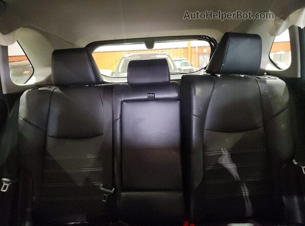 2T3D1RFV4KW016500 2019 TOYOTA RAV4 Blue Vista de los asientos traseros