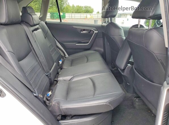 2T3D6RFV2RW057414 2024 TOYOTA RAV4 Белый Вид задней части салона