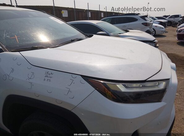 2T3D6RFV3RW066901 2024 TOYOTA RAV4 HYBRID White Front view
