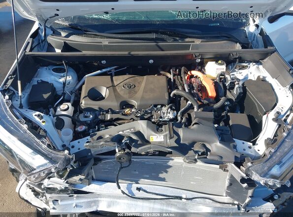 2T3D6RFV9RW072282 2024 TOYOTA RAV4 HYBRID White Հետևի տեսք