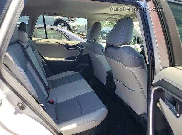 2T3D6RFVXMW026095 2021 TOYOTA RAV4 Gray Rear interior view