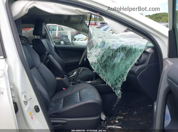 2T3DFREV0HW541940 2017 TOYOTA RAV4 White Vista interior delantera