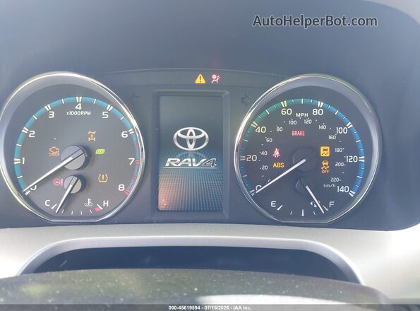 2T3DFREV3HW586354 2017 TOYOTA RAV4 White Vista de los asientos traseros
