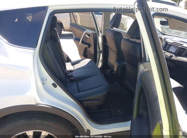 2T3DFREV3HW586354 2017 TOYOTA RAV4 White Vista de la etiqueta del VIN