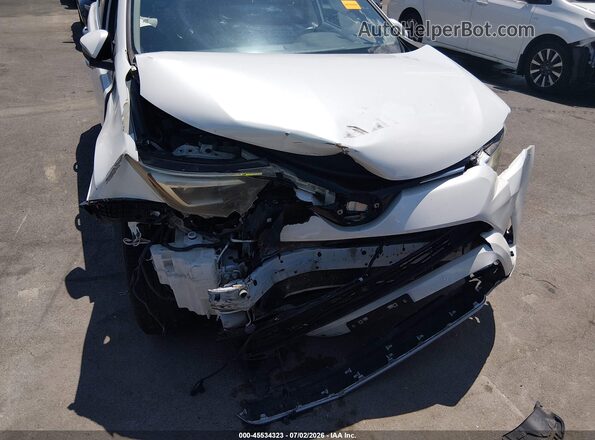 2T3DFREV3HW664700 2017 TOYOTA RAV4 White Widok z przodu
