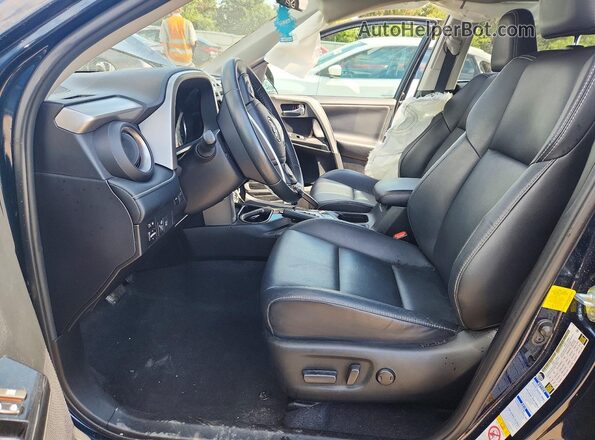 2T3DFREV3HW693002 2017 TOYOTA RAV4 Black Вид салону спереду