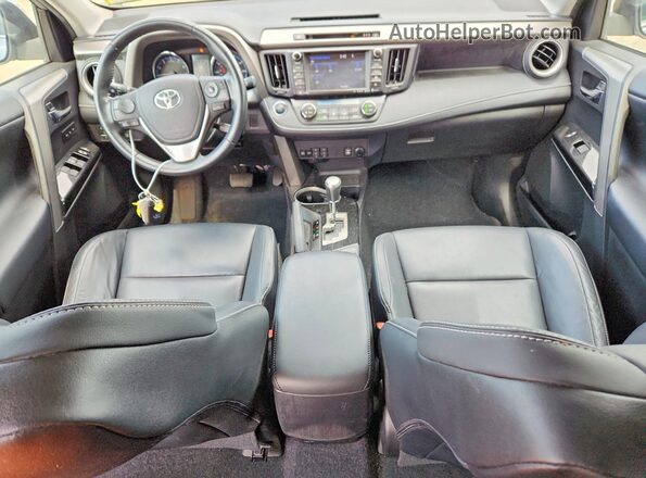 2T3DFREV5HW588543 2017 TOYOTA RAV4 Серебряный Вид панели приборов