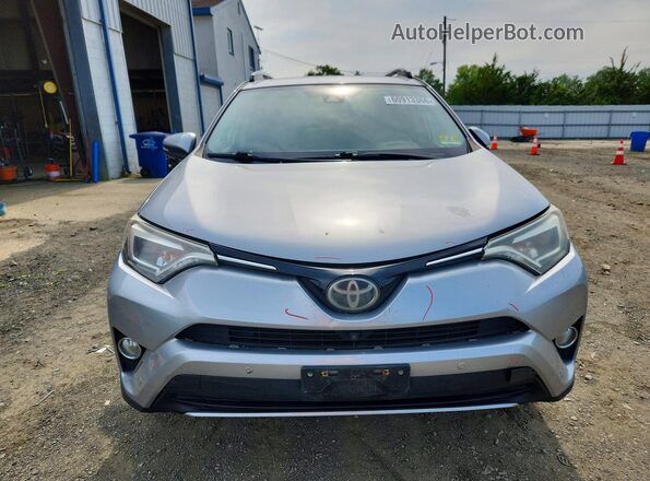 2T3DFREV5HW588543 2017 TOYOTA RAV4 Серебряный Вид спереди