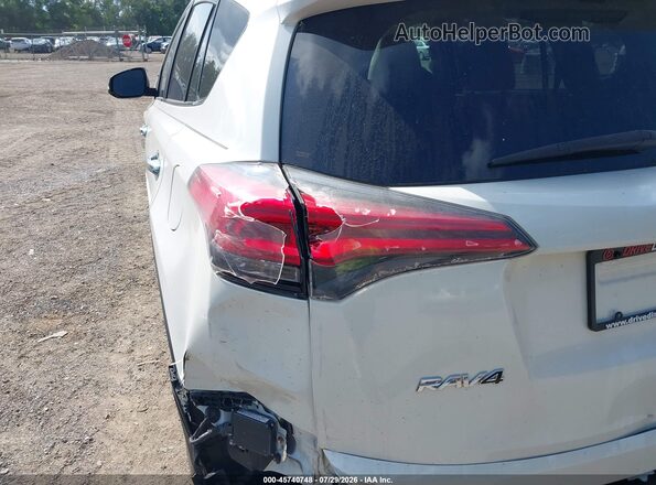 2T3DFREV7HW553910 2017 TOYOTA RAV4 White 