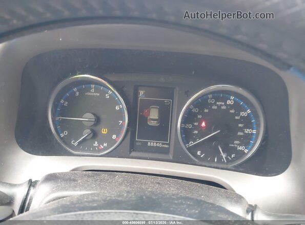 2T3DFREV7JW836250 2018 TOYOTA RAV4 Black Vista de los asientos traseros