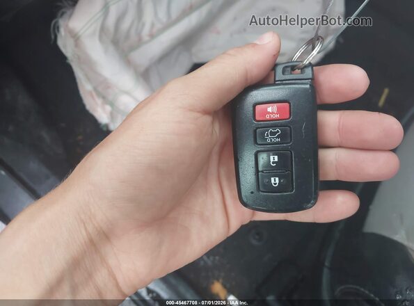 2T3DFREV9HW567484 2017 TOYOTA RAV4 Gray წინა პანელის ხედი