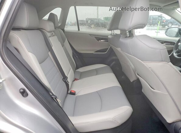 2T3DWRFV7LW056959 2020 TOYOTA RAV4 Silver Rear interior view