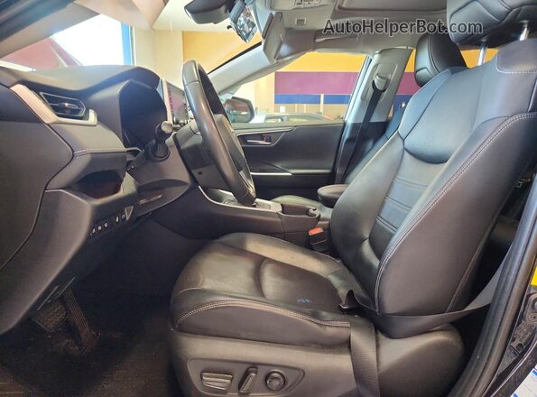 2T3DWRFV9LW061757 2020 TOYOTA RAV4 Black Widok wnętrza z przodu